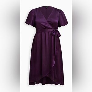 NWT torrid purple crinkle shine wrap midi dress